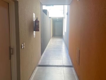 Excelente PH de 3 ambientes en duplex con patio, parrilla y cocheracubierta fija.