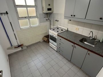 MONOAMBIENTE 5TO PISO CONTRAFRENTE CON BALCON - SANTOS LUGARES