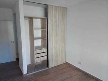 CABALLITO - Muy buen 3 ambientes con balcon. Cochera y amenities