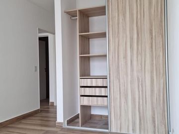 CABALLITO - Muy buen 3 ambientes con balcon. Cochera y amenities