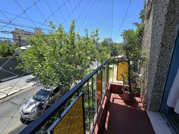 CASA 5 AMBIENTES EN VENTA EN LANÚS OESTE TERRAZA