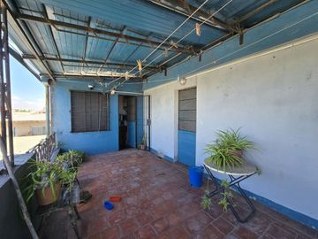 CASA 5 AMBIENTES EN VENTA EN LANÚS OESTE TERRAZA
