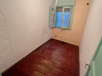 PISO UNICO 3 AMB. CON TERRAZA - MUY BUENO