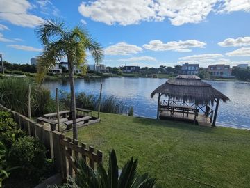 VENTA CASA PUERTOS  VISTAS CON MUELLE PRIVADO