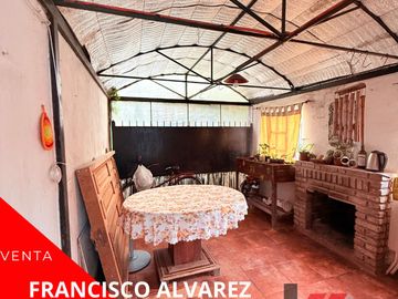 Propiedad a la venta en  Francisco Alvarez