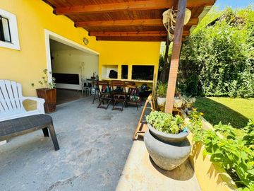VENTA CASA 5 DORMITORIOS TALAR DE MENDIOLAZA