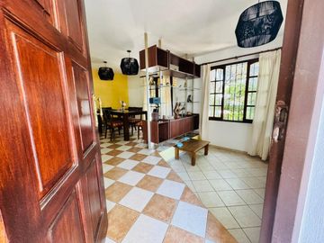 VENTA CASA 5 DORMITORIOS TALAR DE MENDIOLAZA