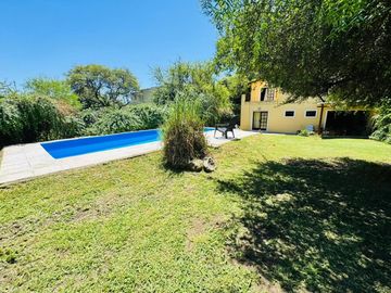 VENTA CASA 5 DORMITORIOS TALAR DE MENDIOLAZA