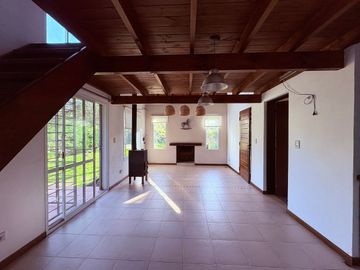 CASA EN VENTA VILLA GENERAL BELGRANO 2 DORM