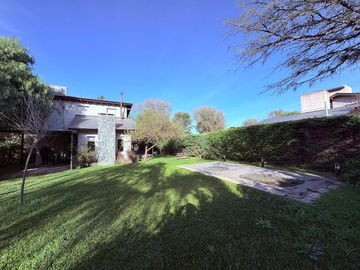 CASA EN VENTA VILLA GENERAL BELGRANO 2 DORM