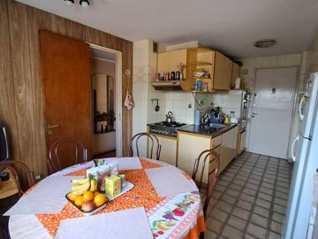 VENDE DEPARTAMENTO 3 AMBIENTES CON BALCON