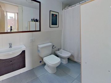 Venta Depto 2 Ambientes con Cochera  en Urquiza
