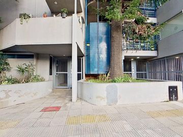 Venta Depto 2 Ambientes con Cochera  en Urquiza