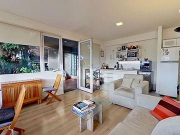 Venta Depto 2 Ambientes con Cochera  en Urquiza