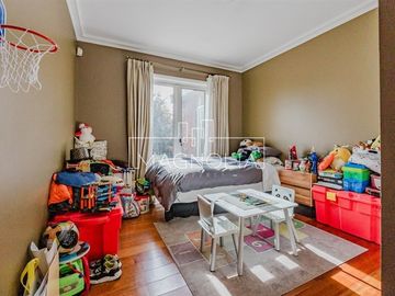 Casa en Venta en a pasos de colegio montetabor