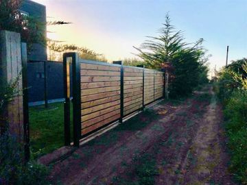 Casa en Venta en CASA NUEVA, SIN USO, MEJOR SECTOR DE COLIUMO