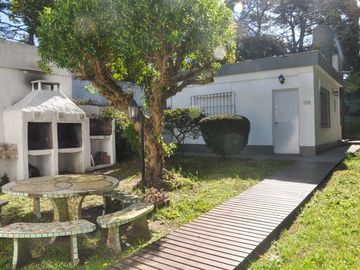 VENTA 4 Deptos tipo casa en block Villa Gesell