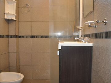 VENTA 4 Deptos tipo casa en block Villa Gesell