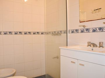 VENTA 4 Deptos tipo casa en block Villa Gesell