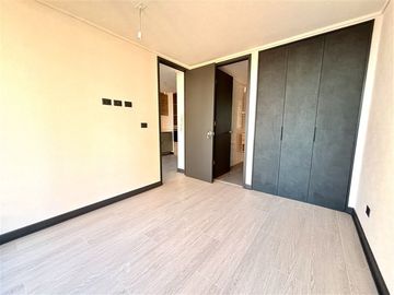 Departamento en Venta en Vicuña Mackenna poniente con millaray