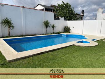 CHALET EN PASO DEL REY LADO SUR