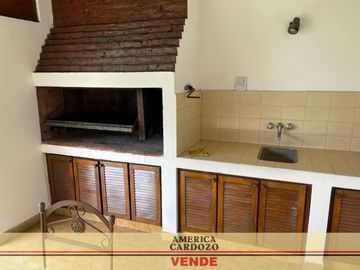 CHALET EN PASO DEL REY LADO SUR