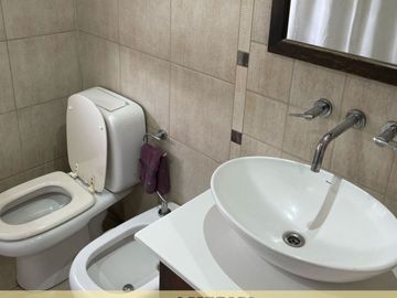 CHALET EN PASO DEL REY LADO SUR