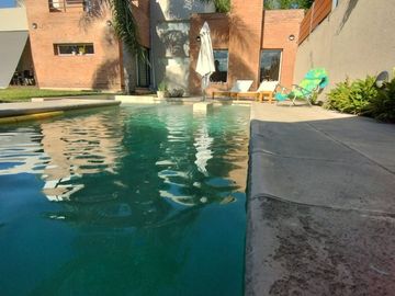 VENTA CASA 3 DOR. EL REFUGIO. ZONA ARGUELLO