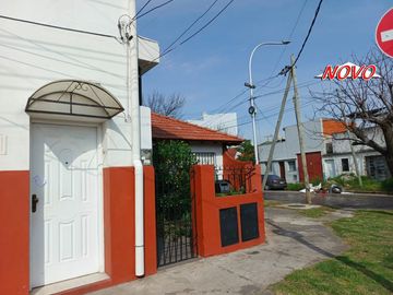 OPORTUNIDAD CASA + DEPARTAMENTO