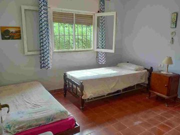 VENTA CASA DE 3 DORMITORIOS SANTA ROSA DE CALAMUCH