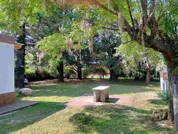 VENTA CASA DE 3 DORMITORIOS SANTA ROSA DE CALAMUCH