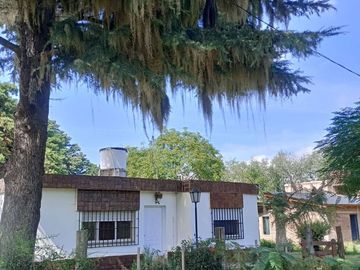 VENTA CASA DE 3 DORMITORIOS SANTA ROSA DE CALAMUCH