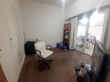 3 AMBIENTES Y 1/2 CON PATIO Y PARRILLA EN VENTA EN BELGRAN