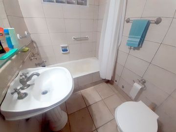 3 AMBIENTES Y 1/2 CON PATIO Y PARRILLA EN VENTA EN BELGRAN