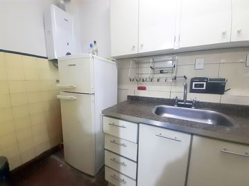 3 AMBIENTES Y 1/2 CON PATIO Y PARRILLA EN VENTA EN BELGRAN