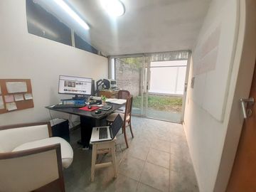 3 AMBIENTES Y 1/2 CON PATIO Y PARRILLA EN VENTA EN BELGRAN
