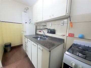 3 AMBIENTES Y 1/2 CON PATIO Y PARRILLA EN VENTA EN BELGRAN