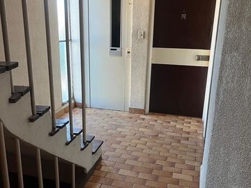 VENTA DEPARTAMENTO 3 AMBIENTES - AL FRENTE CON BALCON
