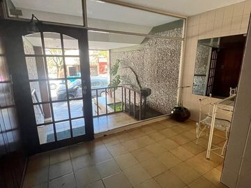VENTA DEPARTAMENTO 3 AMBIENTES - AL FRENTE CON BALCON