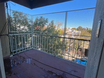 VENTA DEPARTAMENTO 3 AMBIENTES - AL FRENTE CON BALCON