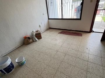 Casa de 1 piso en venta Fracc floresta