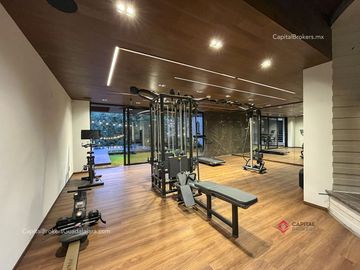 Casa con Alberca de Lujo en Venta en Villa Universitaria