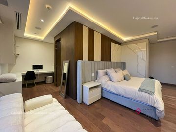 Casa con Alberca de Lujo en Venta en Villa Universitaria