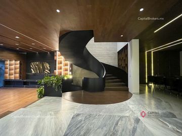 Casa con Alberca de Lujo en Venta en Villa Universitaria