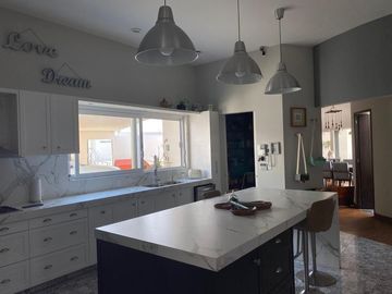 CASA EN VENTA EN VISTA REAL Y COUNTRY CLUB