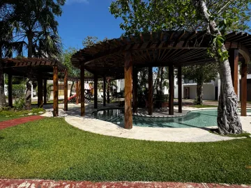 Quinta en venta y renta en Residencial Bambú, Solidaridad, Quintana Roo