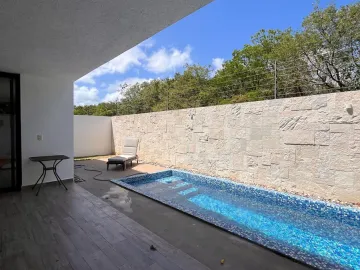 Quinta en venta y renta en Residencial Bambú, Solidaridad, Quintana Roo