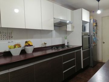 HERMOSA CASA , CONDOMINIO BOSQUE REAL , CURAUMA