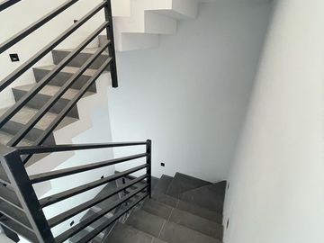 Casa nueva en venta en Loma Dorada.