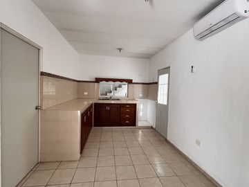 Casa en Residencial Azul marino
